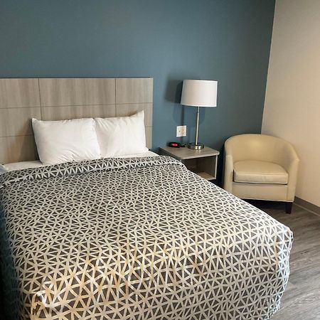 Woodspring Suites Winston-Salem Near Hanes Mall Zewnętrze zdjęcie